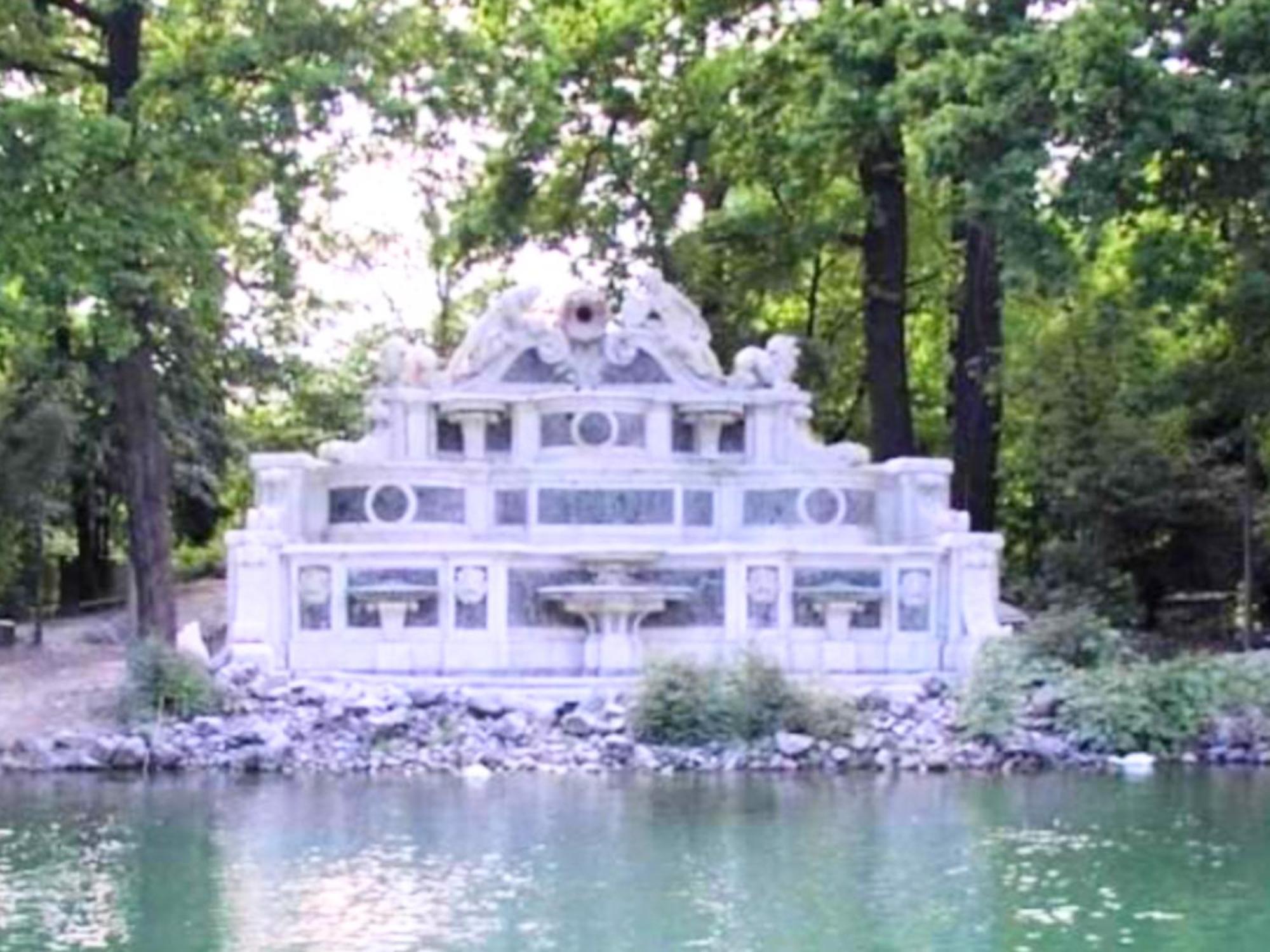 Peppe Home Fontana Del Trianon ปาร์มา ภายนอก รูปภาพ